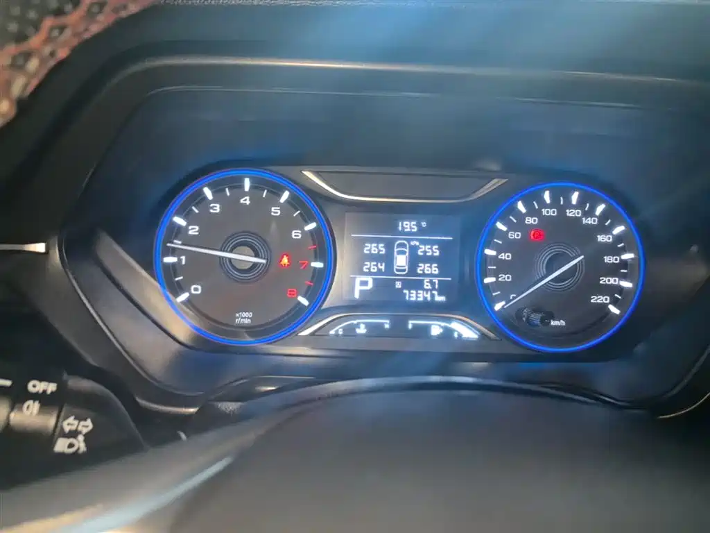GAC Motor Trumpchi GS4 2020 — фото 12