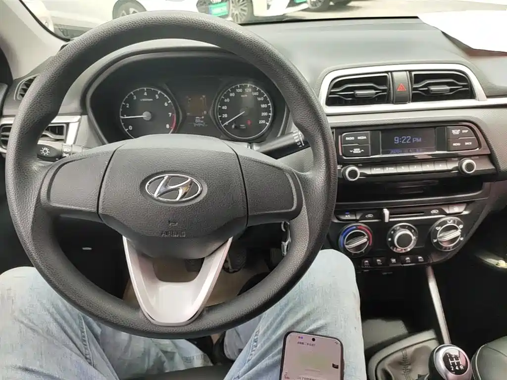 Hyundai Verna 2019 — фото 10