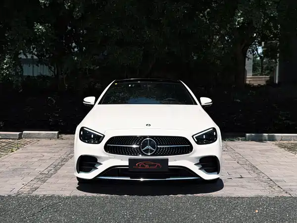Mercedes-Benz E-Class 2021