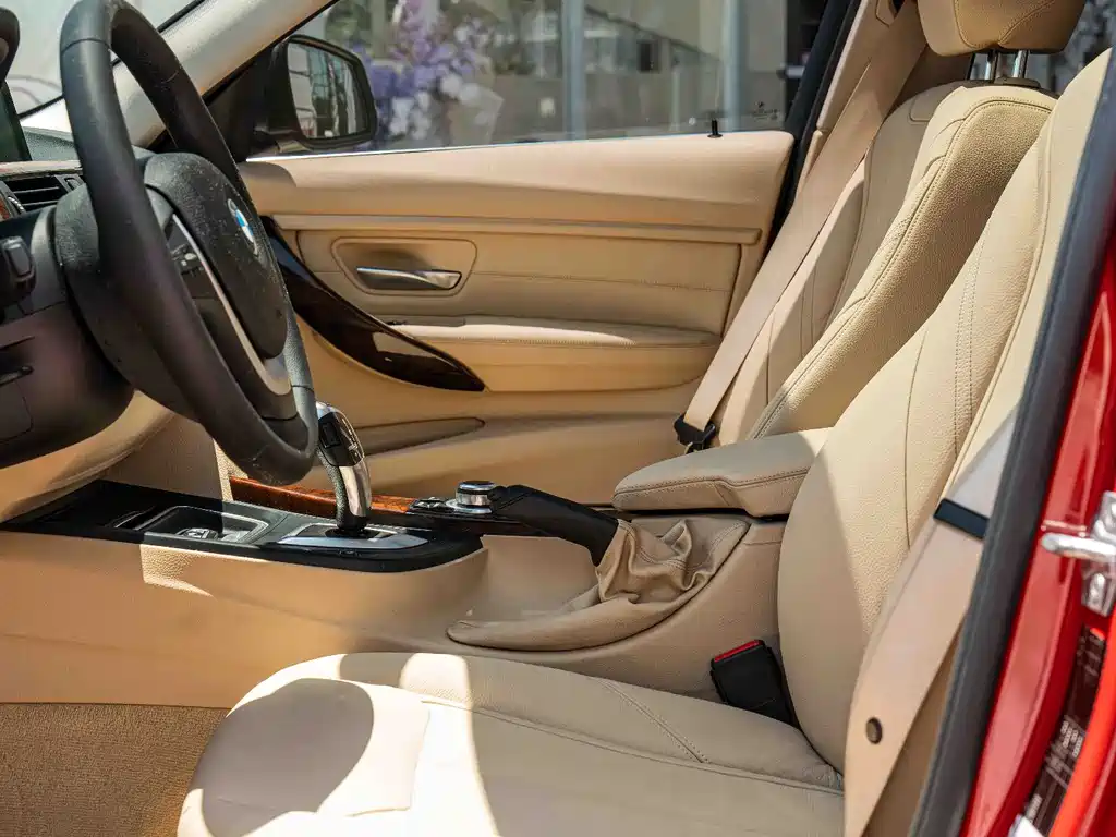 BMW 3 Series 2013 — фото 11