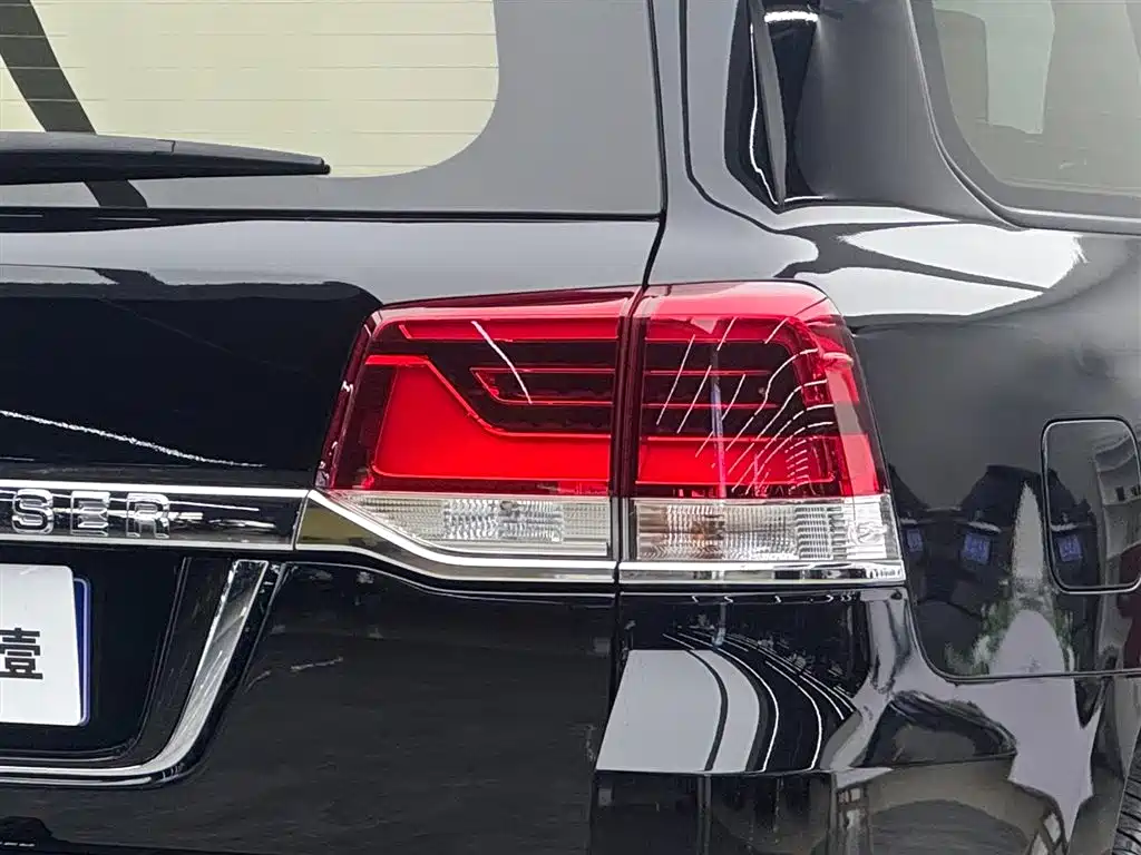 Toyota Land Cruiser 2020 — фото 16