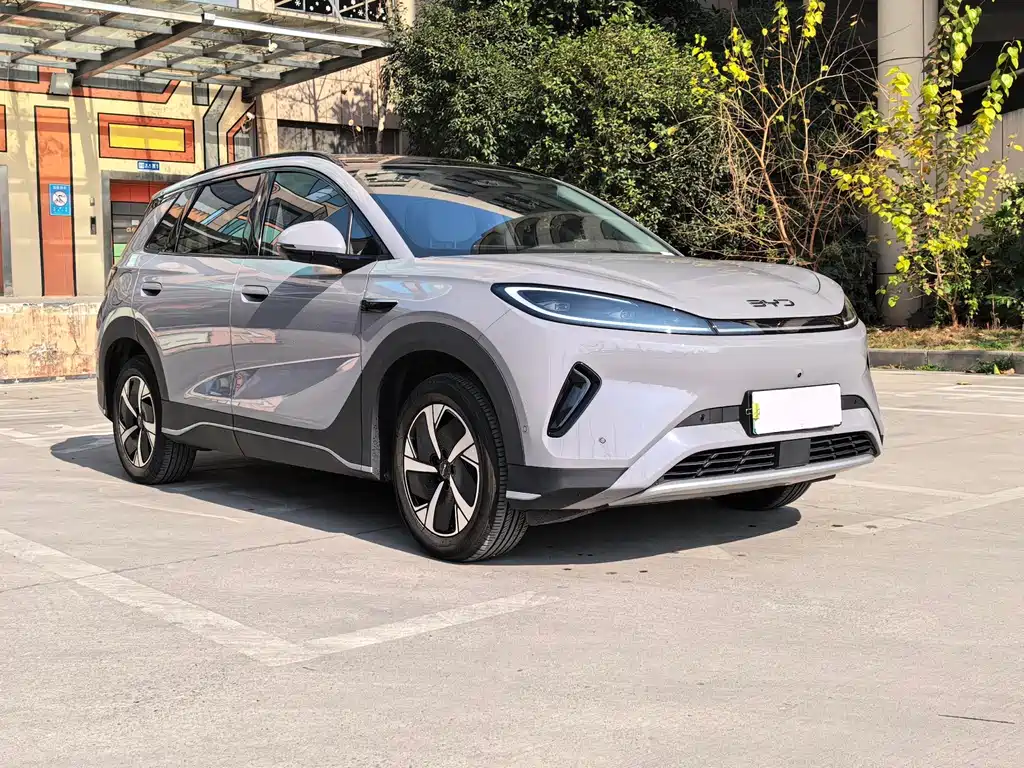BYD Sealion 05 EV 2025 — фото 3