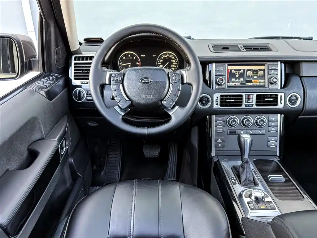 Land Rover Range Rover 2010 — фото 18