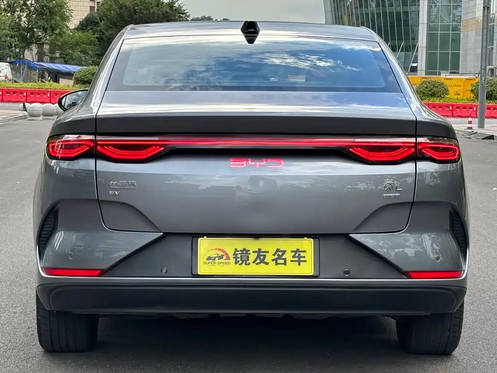 BYD Qin L 2025 — фото 27