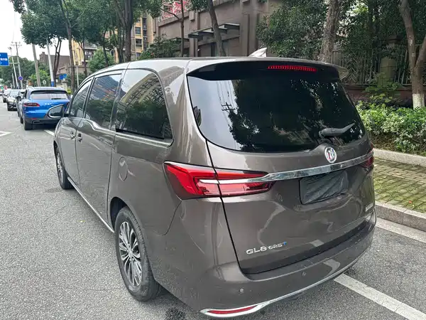 Buick GL8 2022