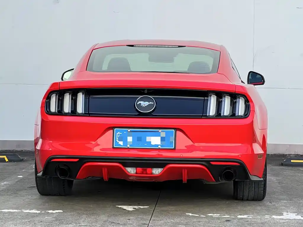 Ford Mustang 2015 — фото 7