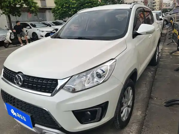 BAIC Shenbao X35 2018