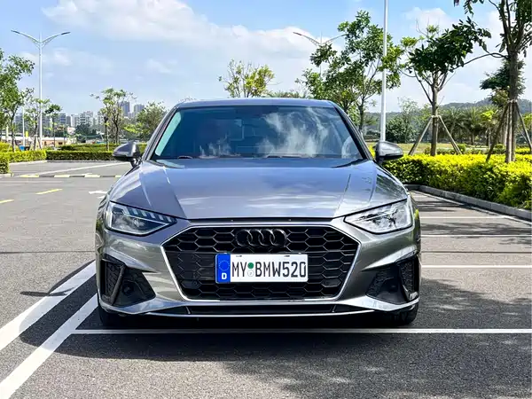 Audi A4L 2020