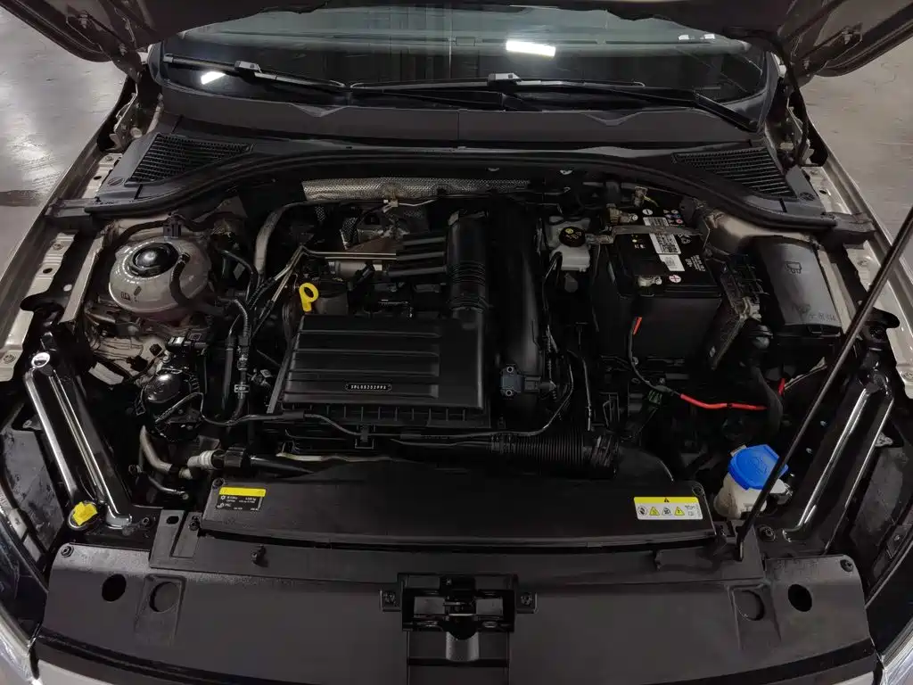 Volkswagen Bora 2023
