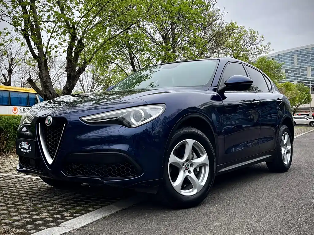 Alfa Romeo Stelvio 2019