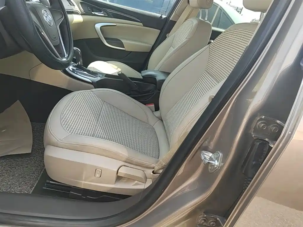 Buick Regal 2015 — фото 15