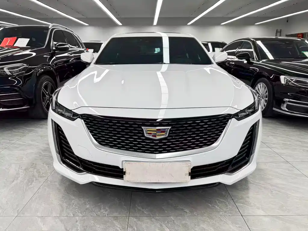 Cadillac CT5 2023 — фото 2