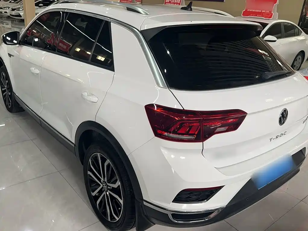 Volkswagen T-Roc 2021 — фото 14