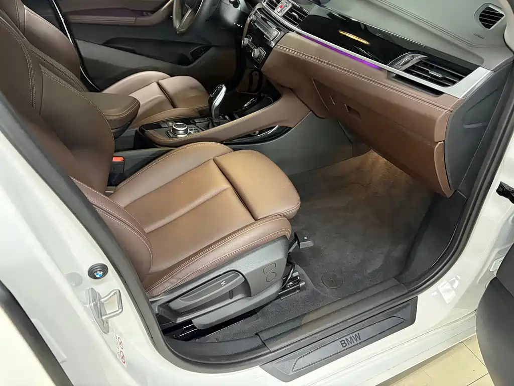 BMW X2 2021 — фото 13