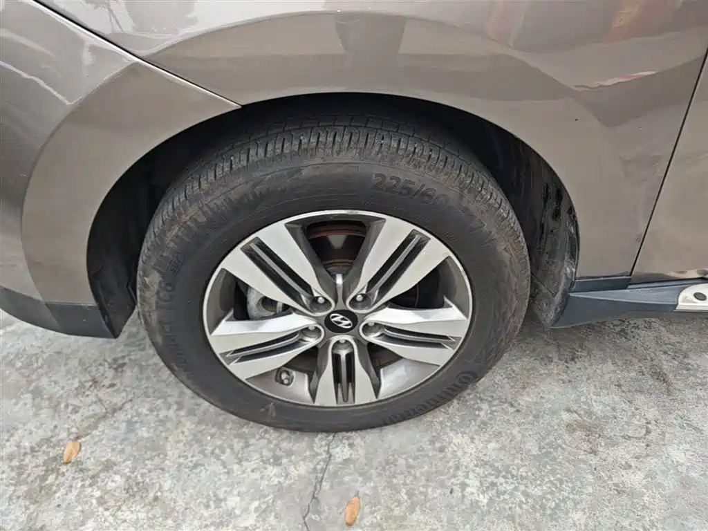 Hyundai ix35 2015 — фото 23