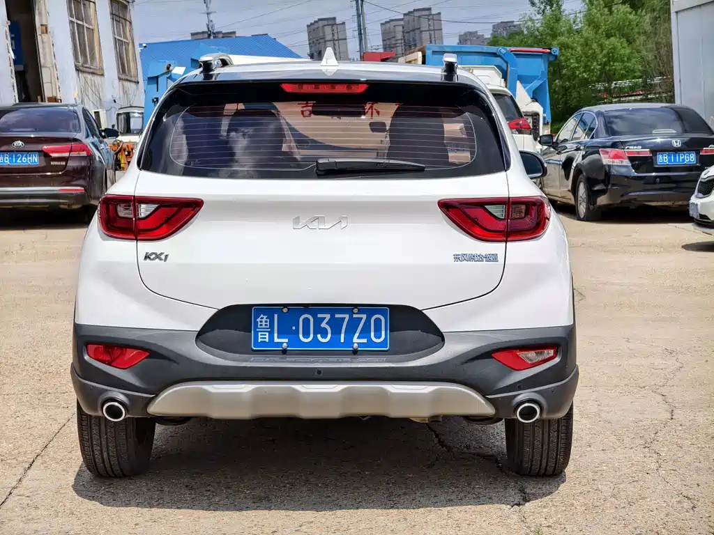 Kia KX1 2022 — фото 21