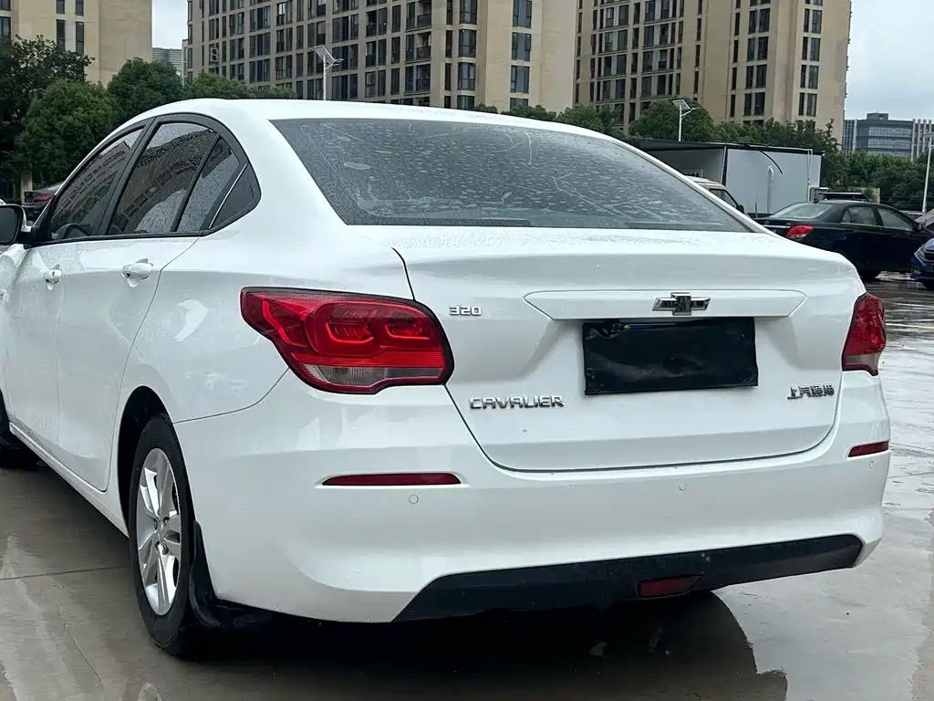 Chevrolet Cavalier 2019 — фото 16