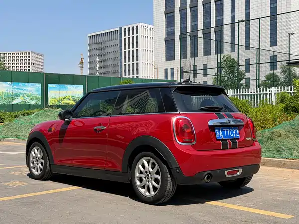 MINI 2016