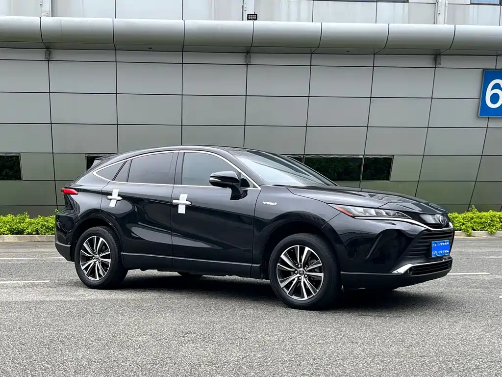 Toyota Harrier 2023 — фото 2