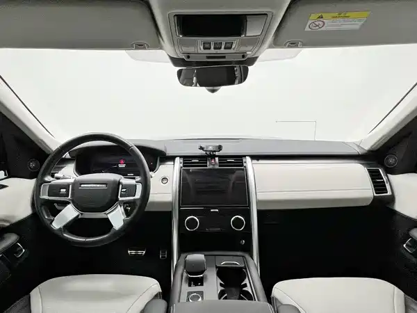Land Rover Discovery 2021