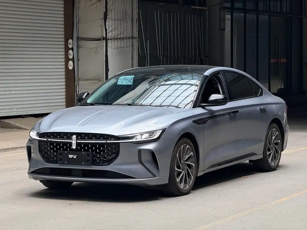 Lincoln Z 2025