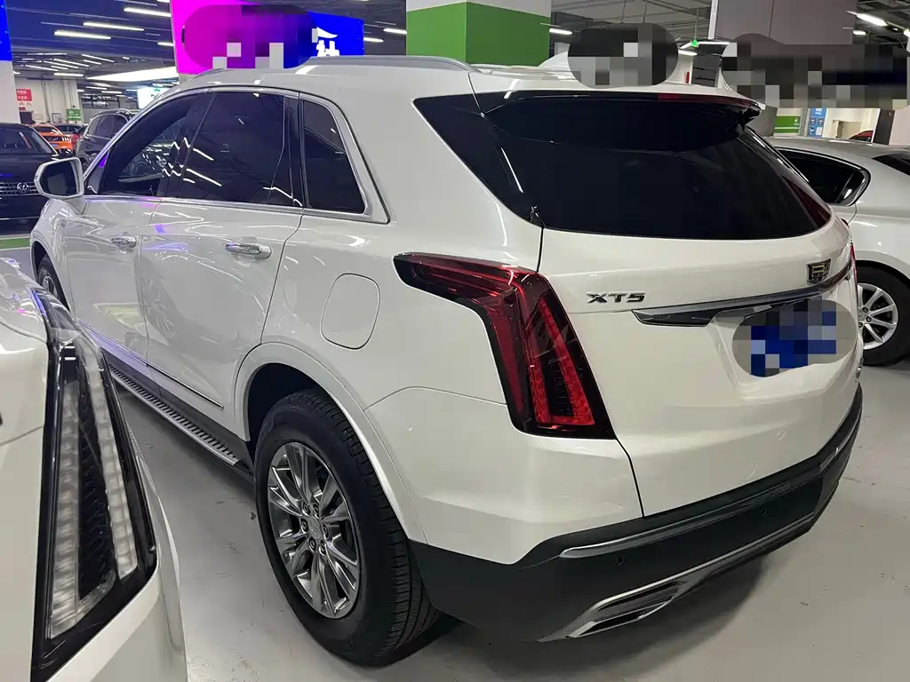 Cadillac XT5 2019 — фото 18