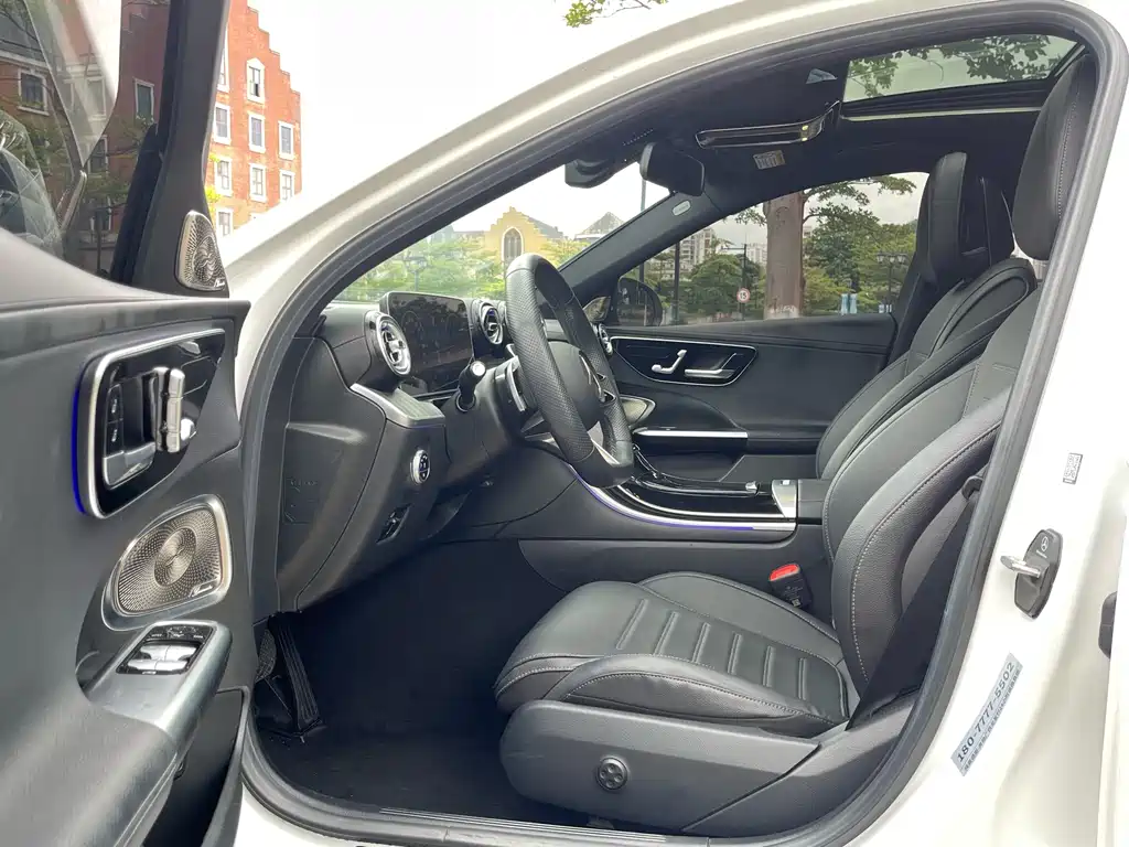 Mercedes-Benz C-Class 2023 — фото 14