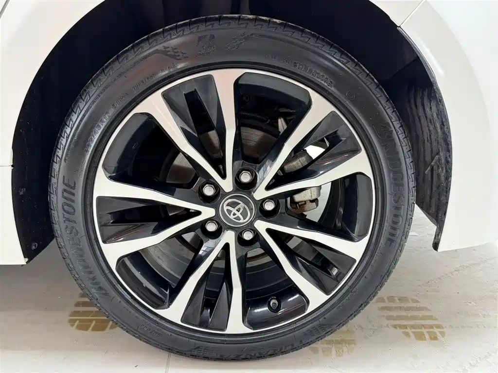 Toyota Levin 2023 — фото 15