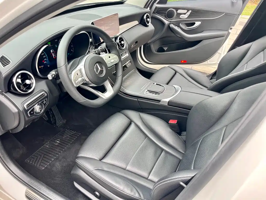 Mercedes-Benz C-Class 2020 — фото 6