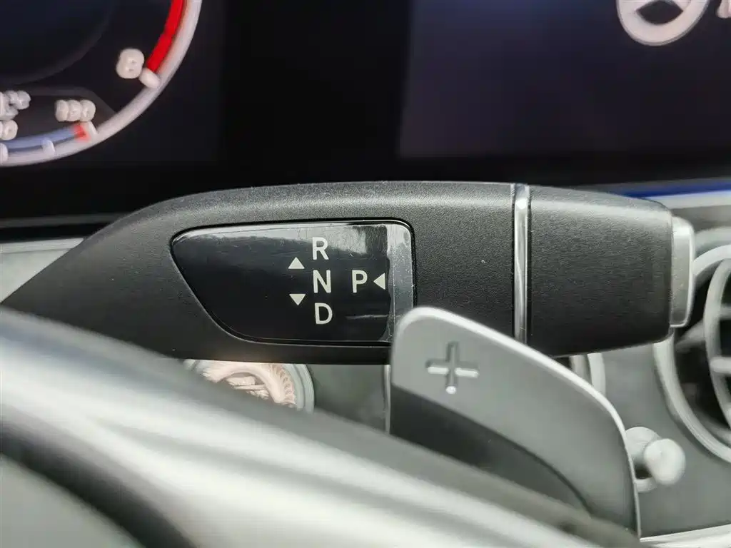 Mercedes-Benz E-Class 2018 — фото 13