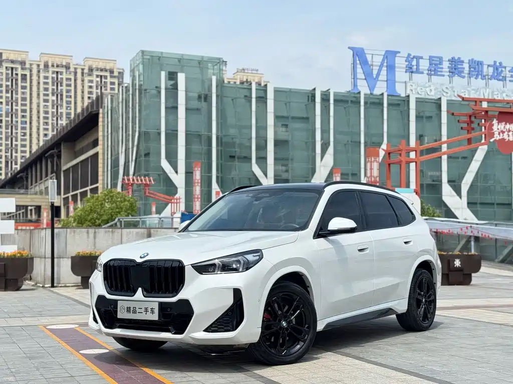 BMW X1 2024 — фото 1