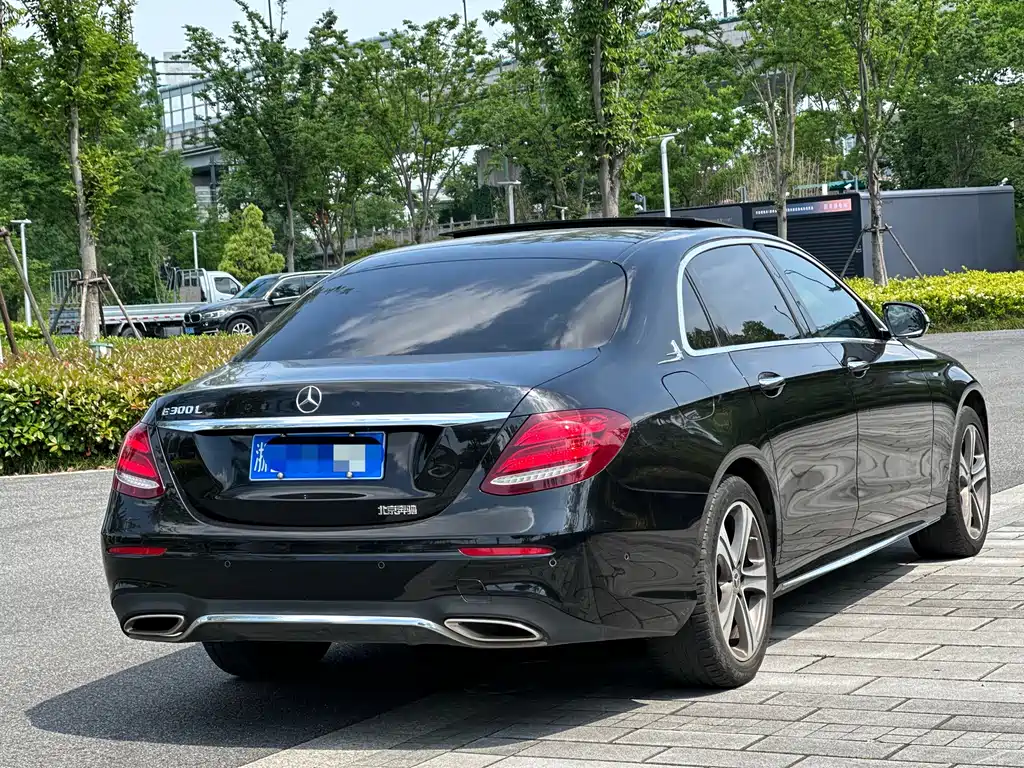 Mercedes-Benz E-Class 2020 — фото 6