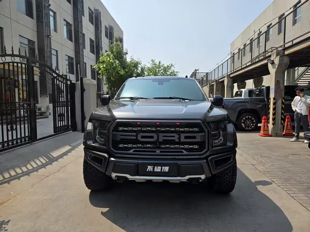 Ford F-150 Raptor 2018 — фото 3