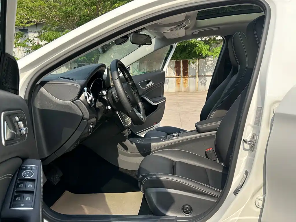 Mercedes-Benz GLA 2018 — фото 17