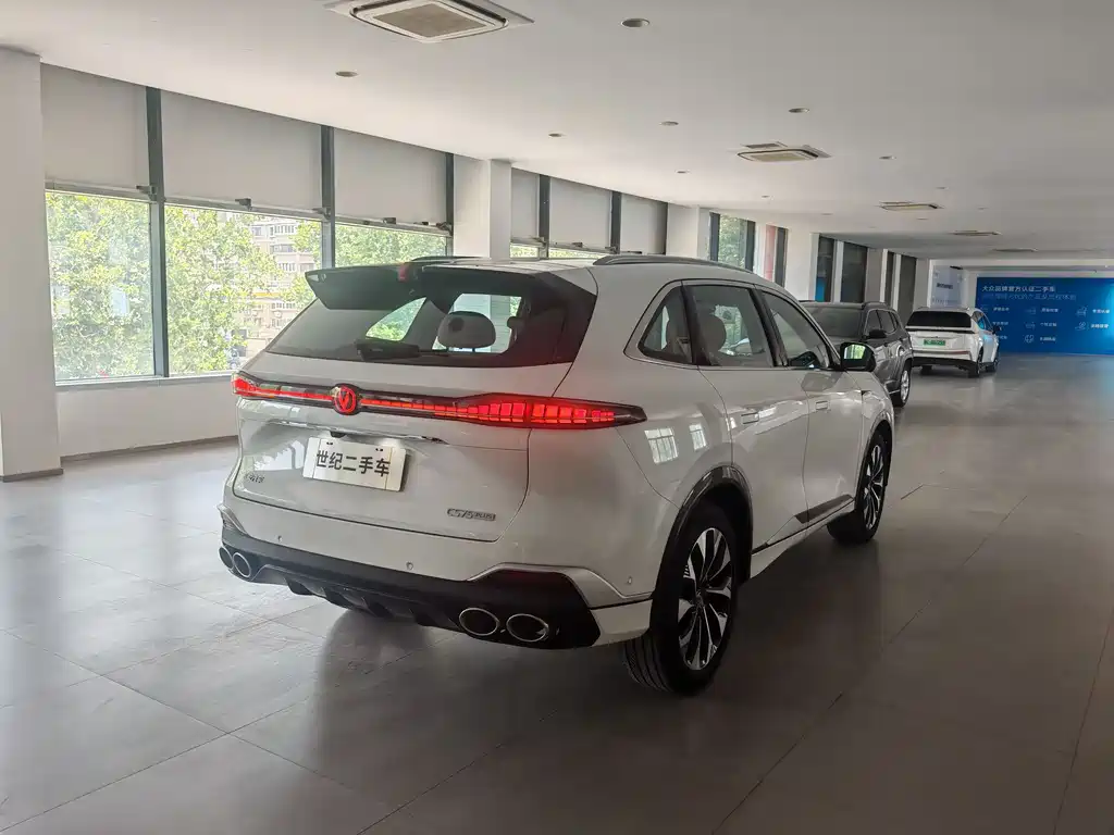 Changan CS75 PLUS 2025 — фото 15