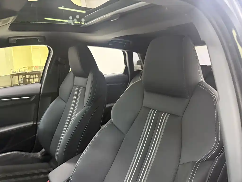 Audi A3 2023 — фото 10