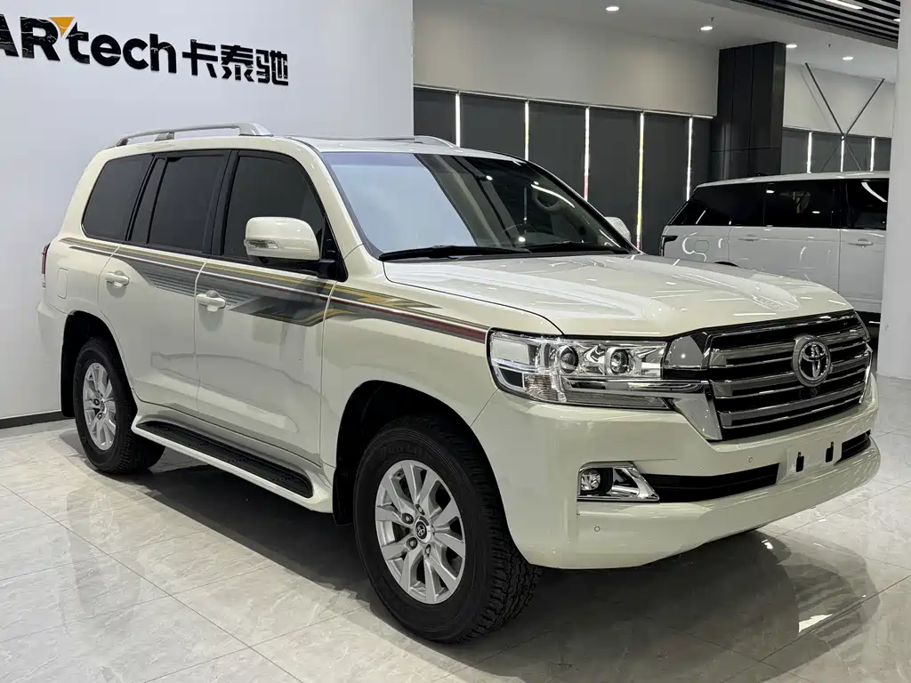 Toyota Land Cruiser 2019 — фото 3