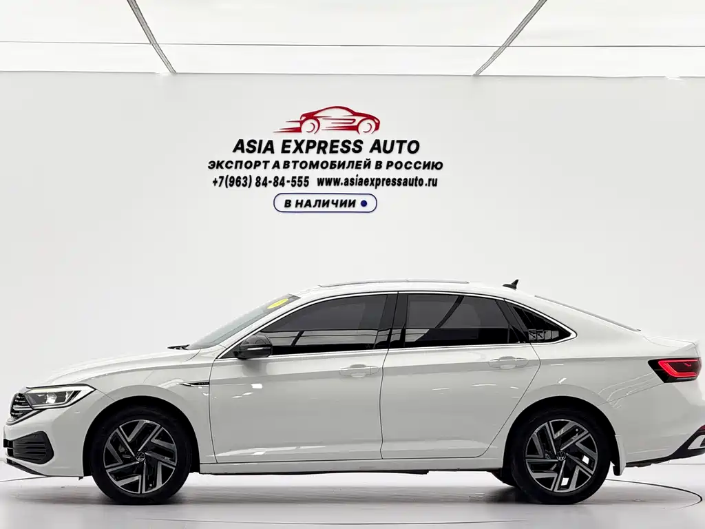 Volkswagen Sagitar 2022