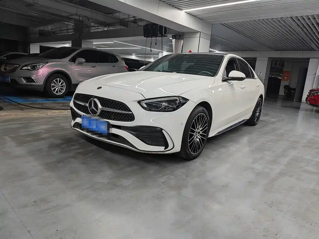 Mercedes-Benz C-Class 2023 — фото 1
