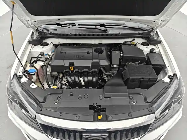 Geely Emgrand 2021 — фото 14