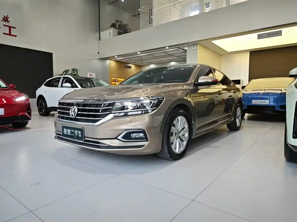 Volkswagen Passat 2020 — фото 1