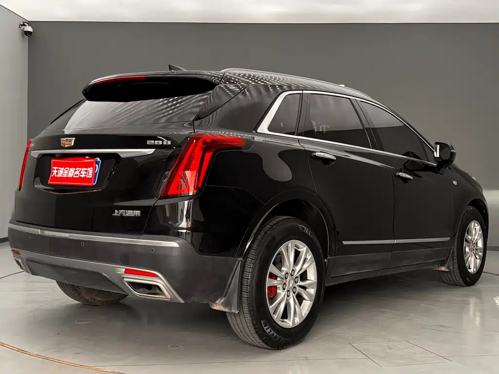Cadillac XT5 2020 — фото 22