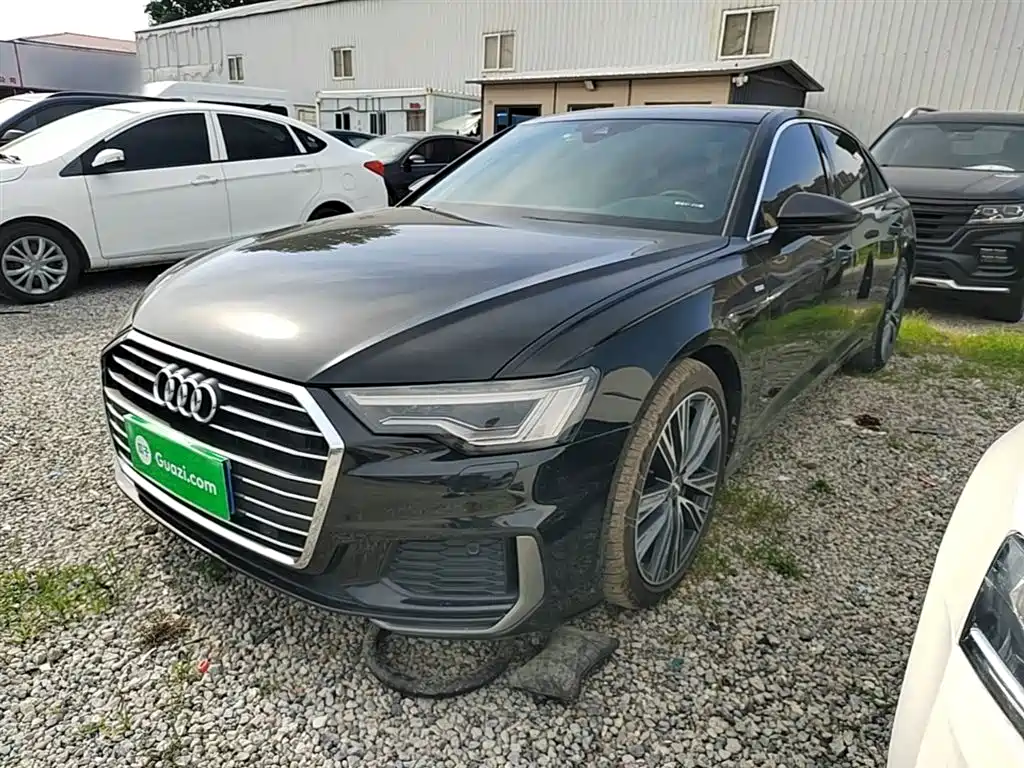 Audi A6L 2021 — фото 1