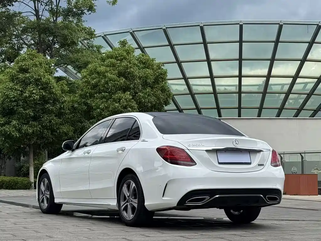 Mercedes-Benz C-Class 2020 — фото 7