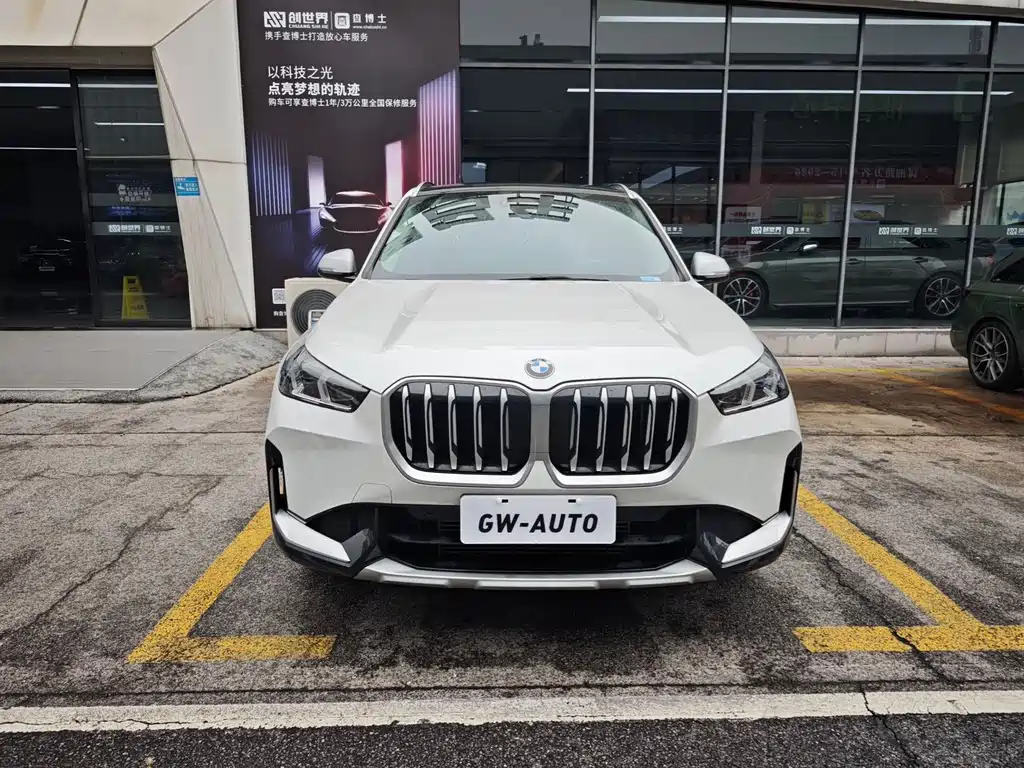 BMW X1 2023 — фото 2
