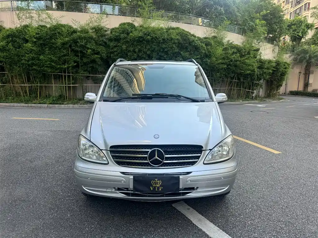 Mercedes-Benz Viano 2012
