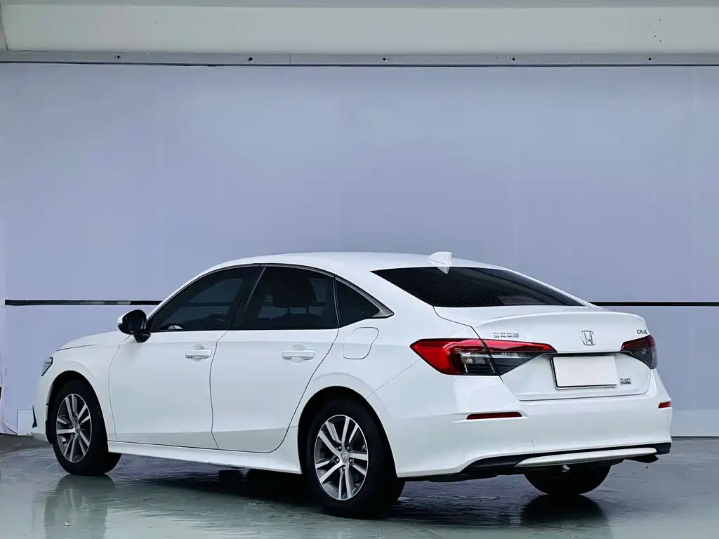 Honda Civic 2022 — фото 4