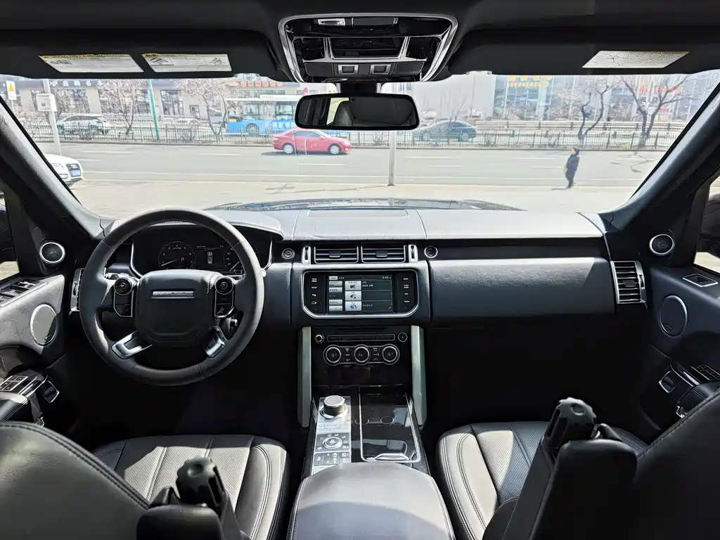 Land Rover Range Rover 2016 — фото 17
