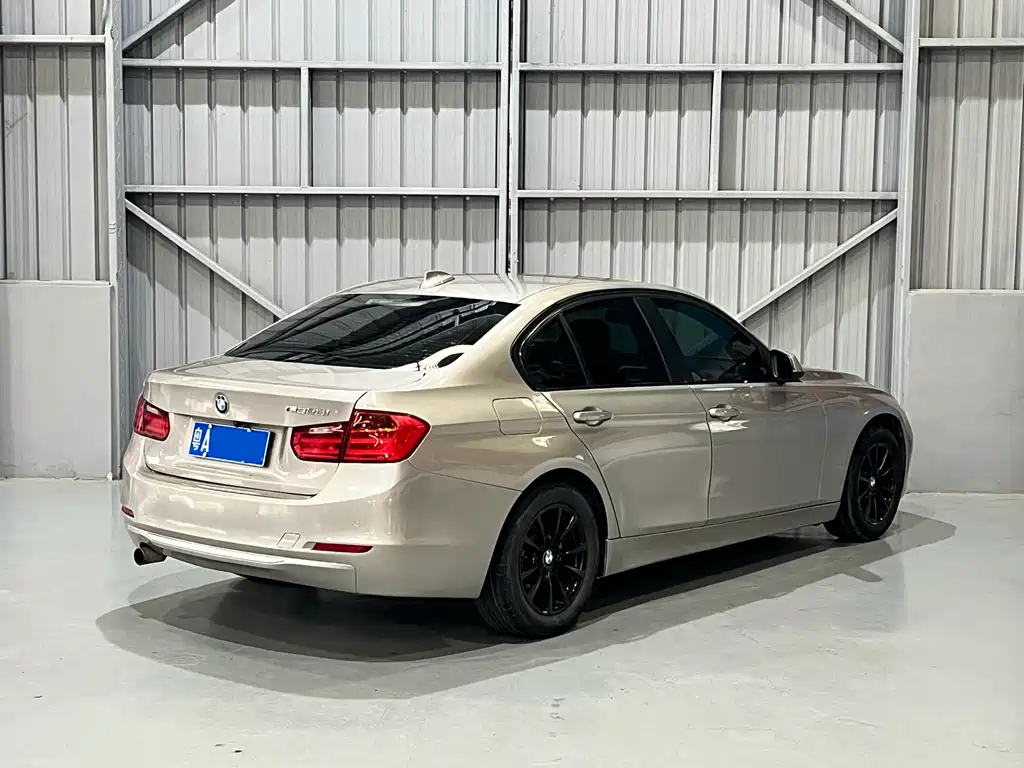 BMW 3 Series 2015 — фото 7