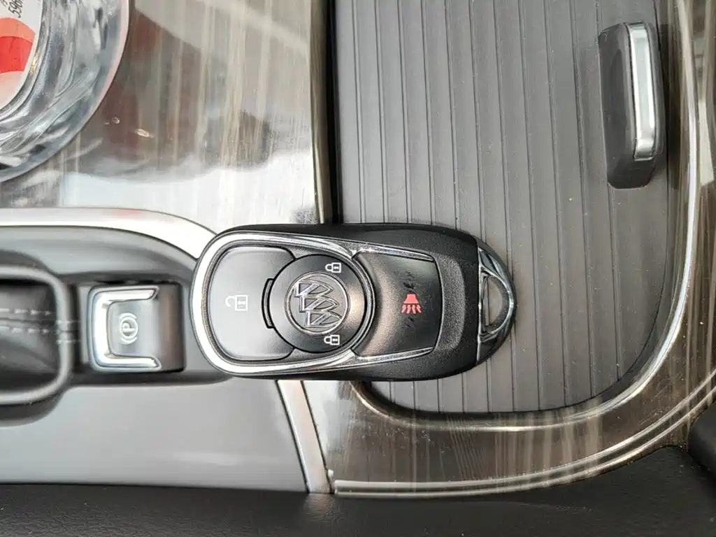 Buick Envision Plus 2019 — фото 9